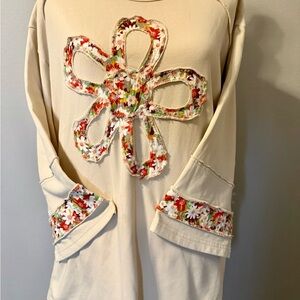 Easel Ladies Med Cream Red Quilted Big Flower Chic BOHO Top Shirt Bell Sleeves